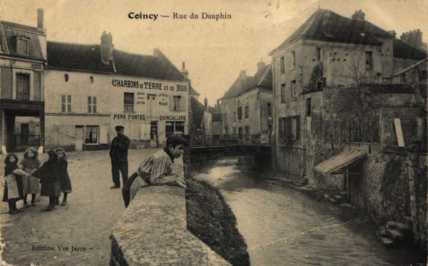 Rue du Dauphin